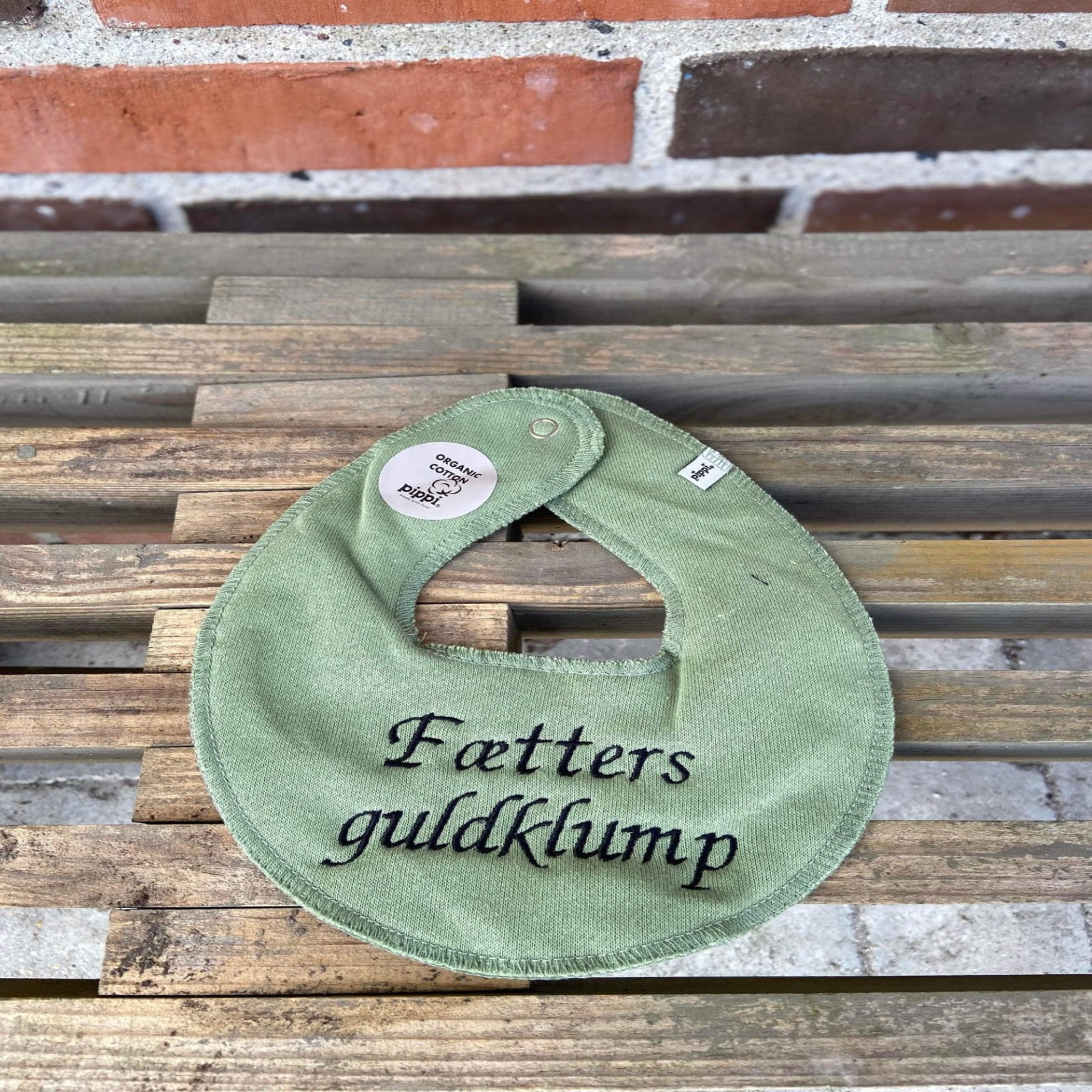 Hagesmækker med navn